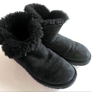 UGG Australia Mini Bailey  Black Short Boots size 5